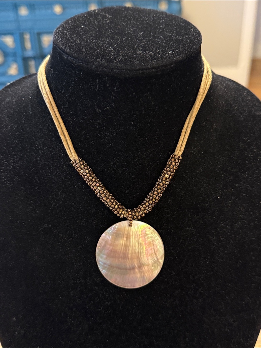 Vintage Lia Sophia Brown Tan Rope Mother of Pearl Beaded Pendant Necklace